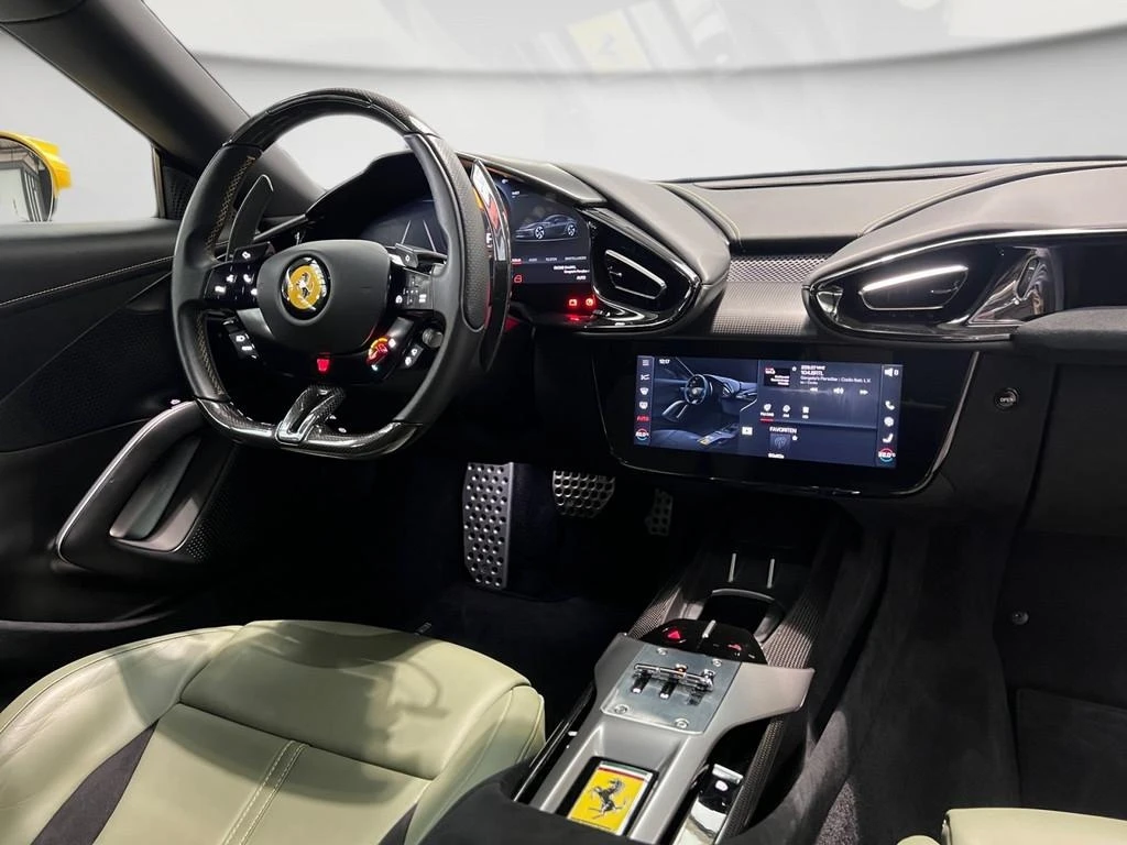 Ferrari 12 Cilindri, снимка 12 - Автомобили и джипове - 55579564