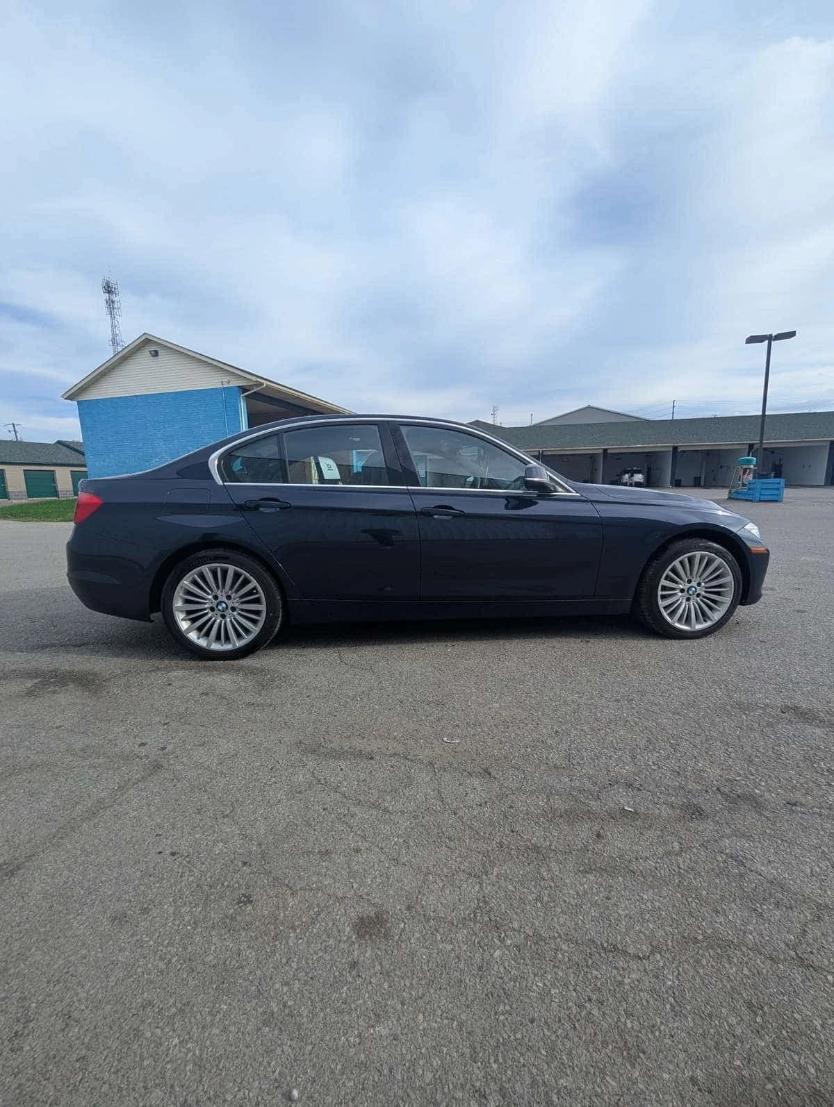 BMW 335 * 335i 335i xDrive * CARFAX * ���� �� �� | Mobile.bg � ����������� 8