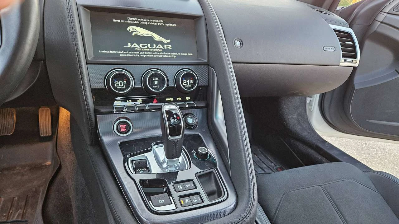 Jaguar F-Type R-Dynamic AWD, снимка 11 - Автомобили и джипове - 56541305