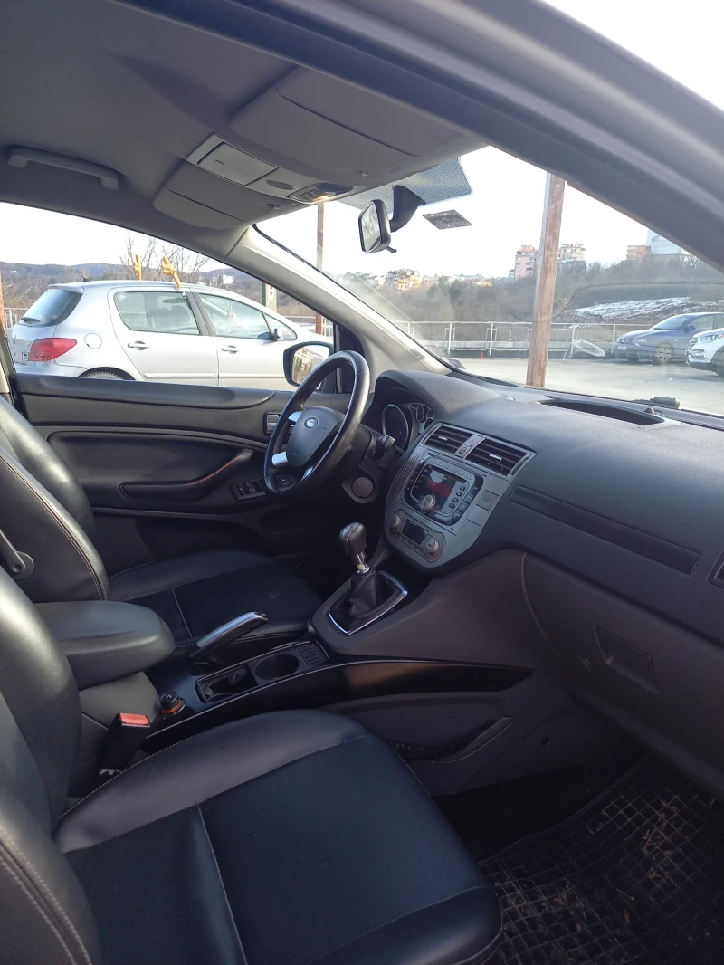 Ford Kuga, снимка 6 - Автомобили и джипове - 47841051