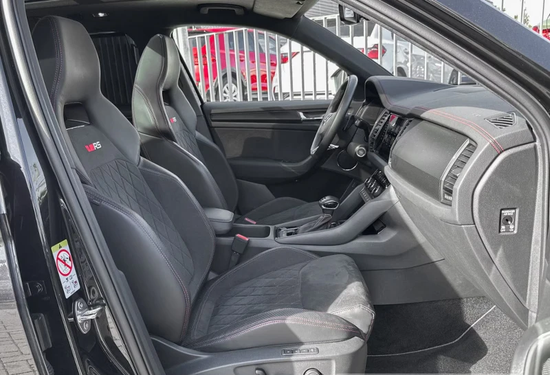 Skoda Kodiaq 2.0TSI/vRS/245HP/4X4/DSG/360/MEMO/PANO/ACC/694f, снимка 11 - Автомобили и джипове - 51594698