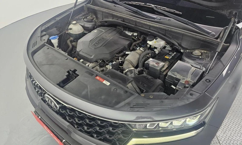 Kia Sorento Diesel 2.2 2WD Trendy * НАЙ-ДОБРА ЦЕНА В БЪЛГАРИЯ*, снимка 6 - Автомобили и джипове - 52107823