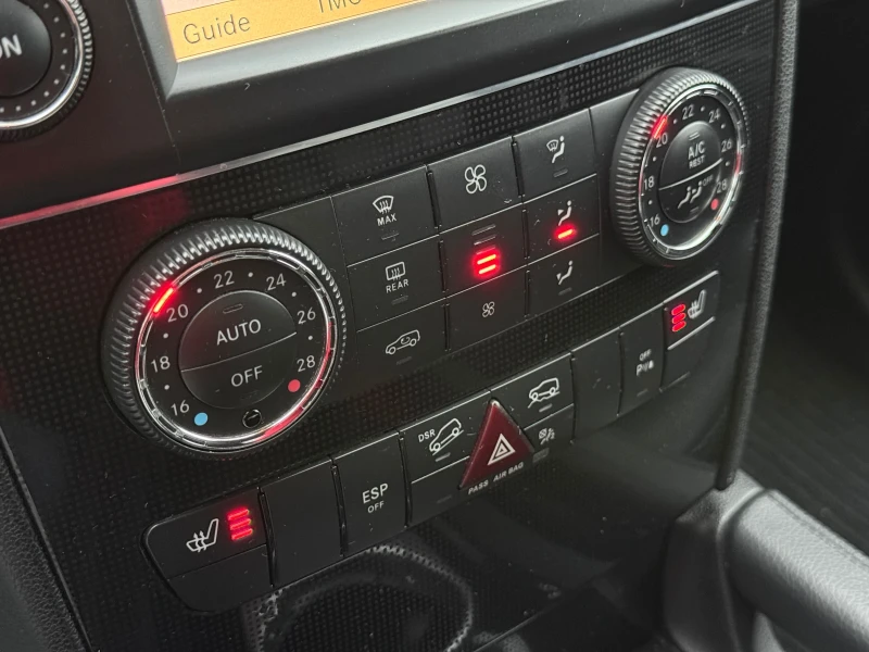 Mercedes-Benz ML 320 CDI* FACE* 7G-Tronic* 4Matic* PDC* ПОДГРЕВ* КЛИМАТ, снимка 12 - Автомобили и джипове - 52674476