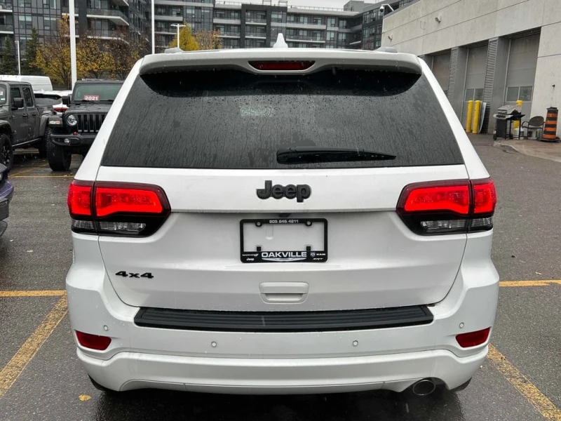 Jeep Grand cherokee 2021 Altitude * CARFAX * БЕЗ ПЪРВОНАЧАЛНА ВНОСКА, снимка 5 - Автомобили и джипове - 52807848