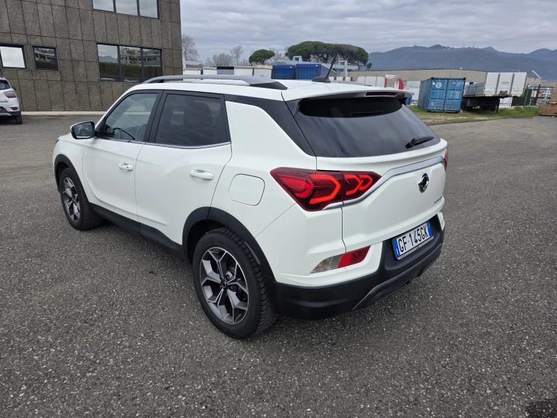 SsangYong Korando 1.5/GDI-TURBO/DISTRONIC/LINE-ASSIST/KEYLESS-GO/, снимка 3 - Автомобили и джипове - 52830300