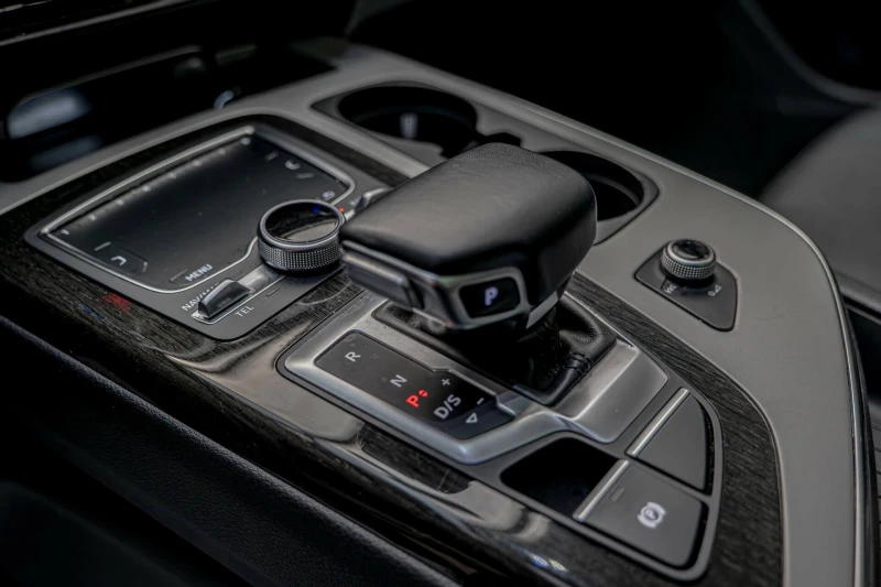 Audi Q7 45TFSI/Quattro/Premium plus/Подгрев Волан/Панорама - 49900 лв. - 12254918 | Car24.bg
