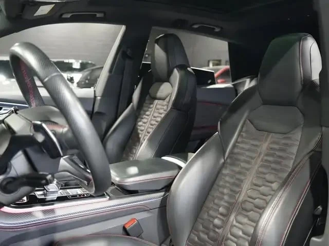 Audi RSQ8 * PANO* 360CAM* Bang&Olufsen * ХЕД ЪП - изображение 10