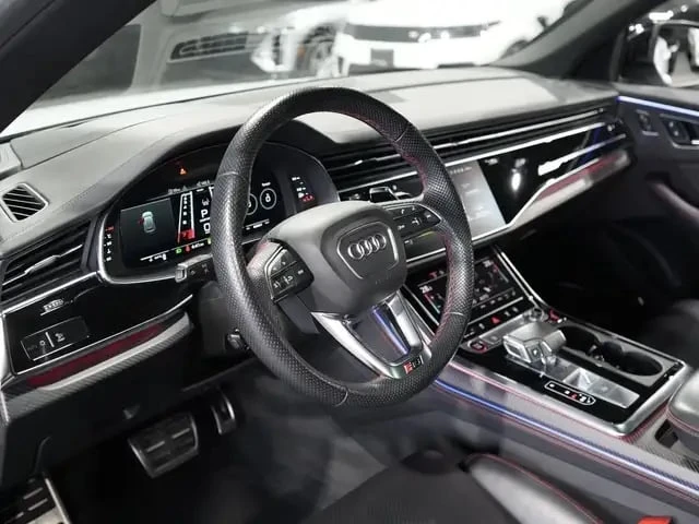 Audi RSQ8 * PANO* 360CAM* Bang&Olufsen * ХЕД ЪП - изображение 9