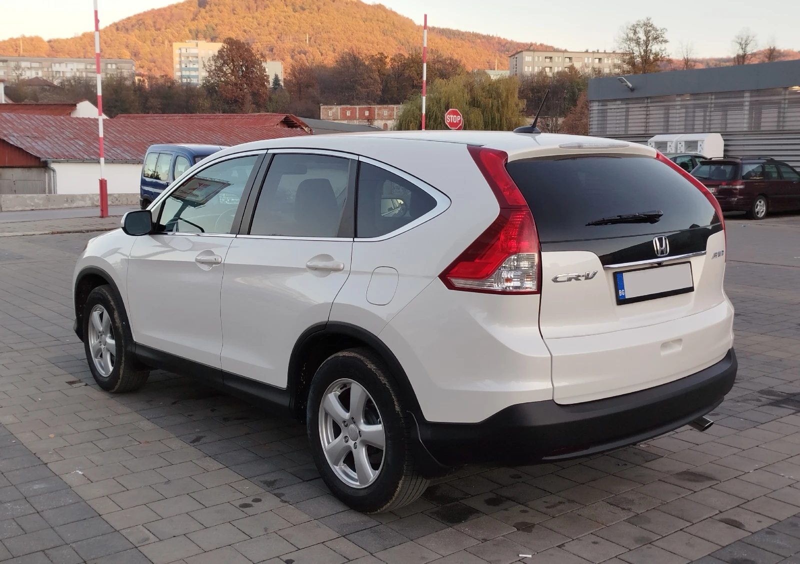 Honda Cr-v 4x4 Автоматик - изображение 5