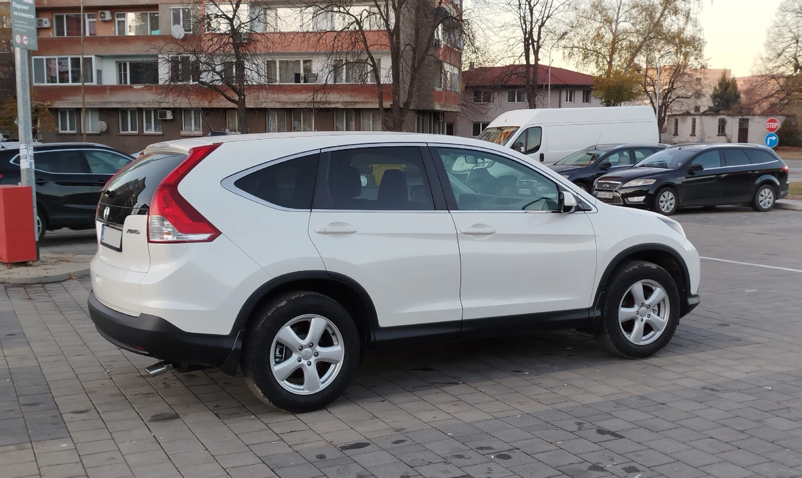 Honda Cr-v 4x4 Автоматик - изображение 3