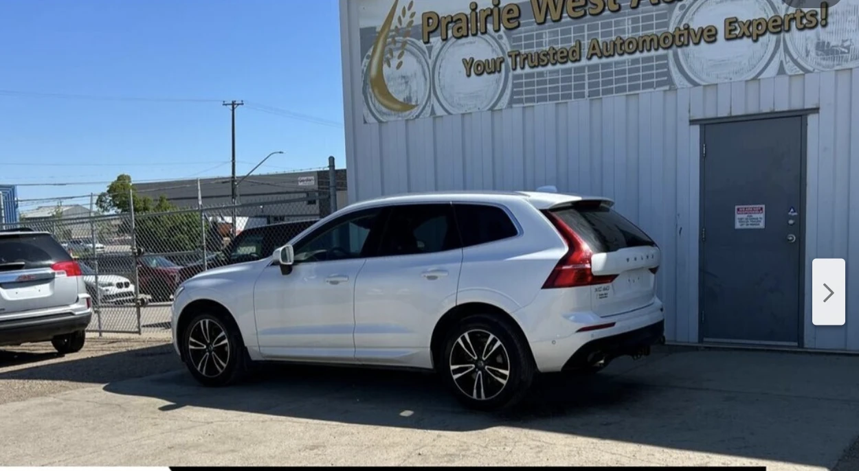 Volvo XC60 T6* ДИГИТАЛНО* ТАБЛО* ДИСТРОНИК* КАМЕРА* МАСАЖ* КЕ - изображение 4