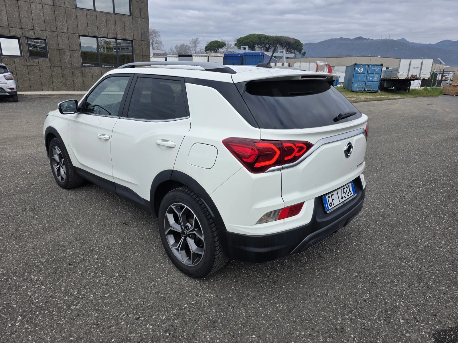 SsangYong Korando 1.5/GDI-TURBO/DISTRONIC/LINE-ASSIST/KEYLESS-GO/ - изображение 3