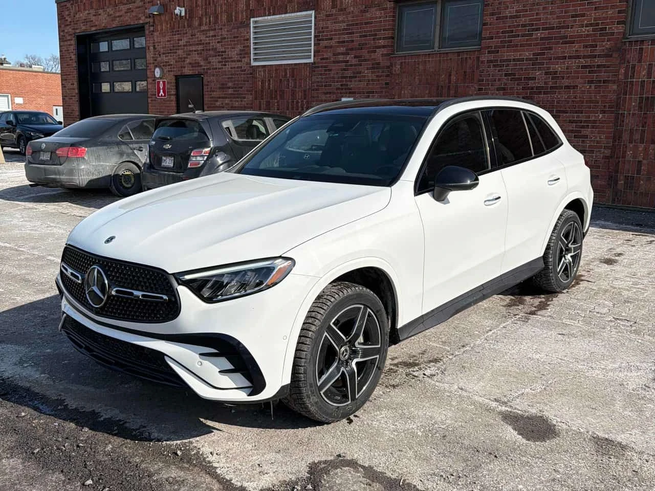Mercedes-Benz GLC 300 * 4MATIC* DISTRONIC* PANORAMA* 360������*  | Mobile.bg � ����������� 12