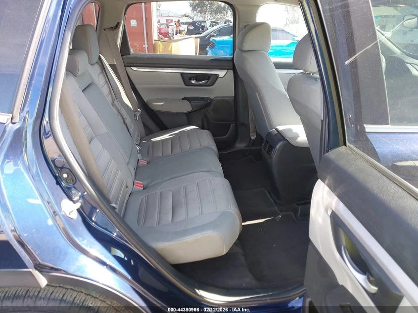 Honda Cr-v 1.5l 2Wd Lx, снимка 8 - Автомобили и джипове - 53863450