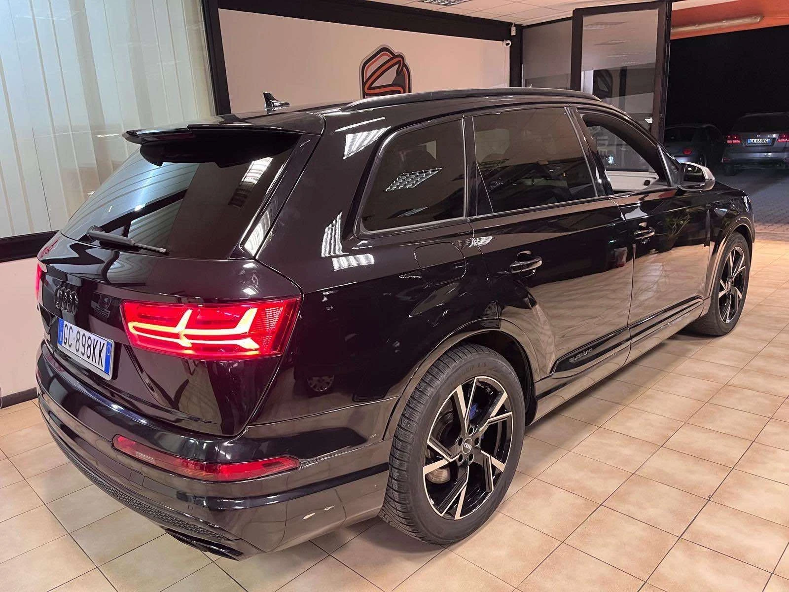 Audi SQ7, снимка 10 - Автомобили и джипове - 53905885