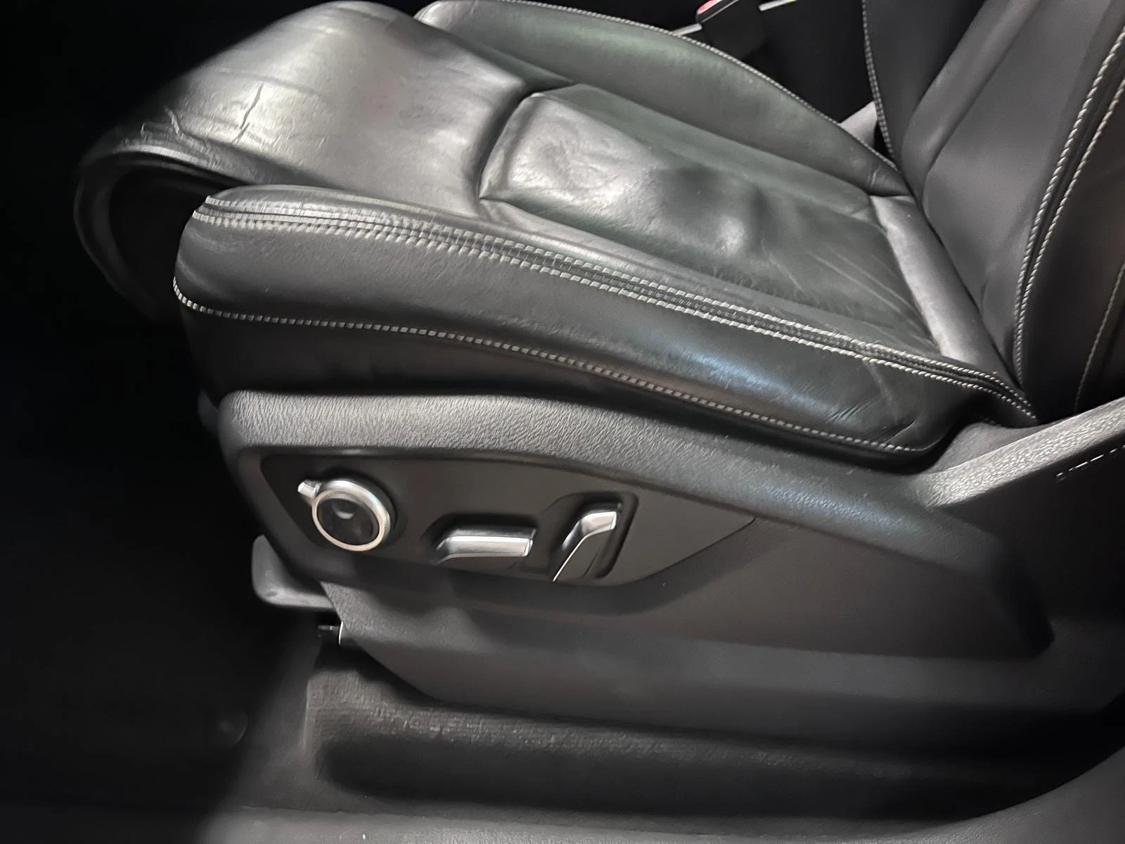 Audi SQ7, снимка 14 - Автомобили и джипове - 53905885