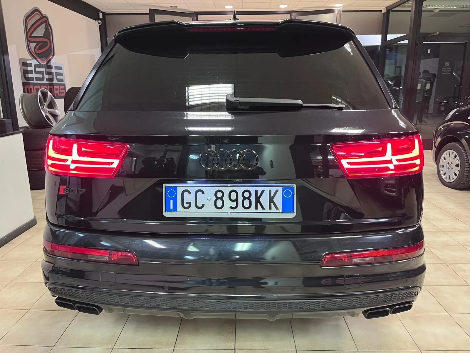 Audi SQ7, снимка 12 - Автомобили и джипове - 53905885