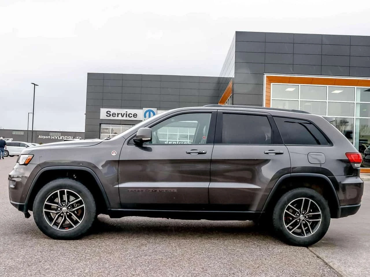 Jeep Grand cherokee * Trailhawk * CARFAX * ЦЕНА ДО БГ, снимка 11 - Автомобили и джипове - 54343721