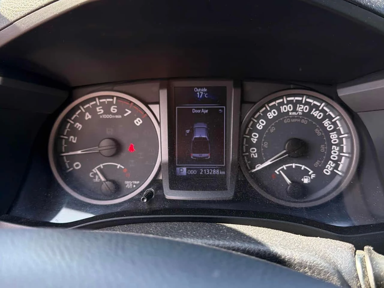 Toyota Tacoma | 4WD Double Cab V6 | CARFAX , снимка 8 - Автомобили и джипове - 54424037