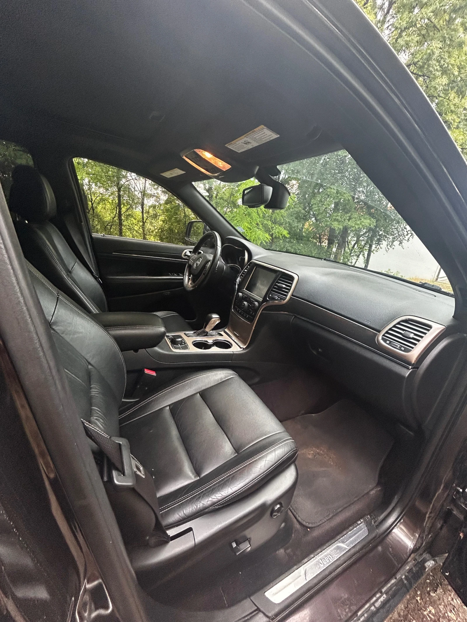 Jeep Grand cherokee WK 2 , снимка 5 - Автомобили и джипове - 54703515