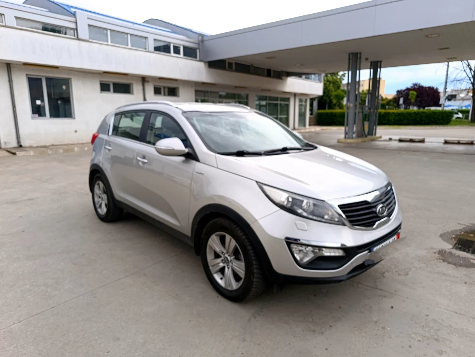 Kia Sportage Crdi , снимка 4 - Автомобили и джипове - 55562921