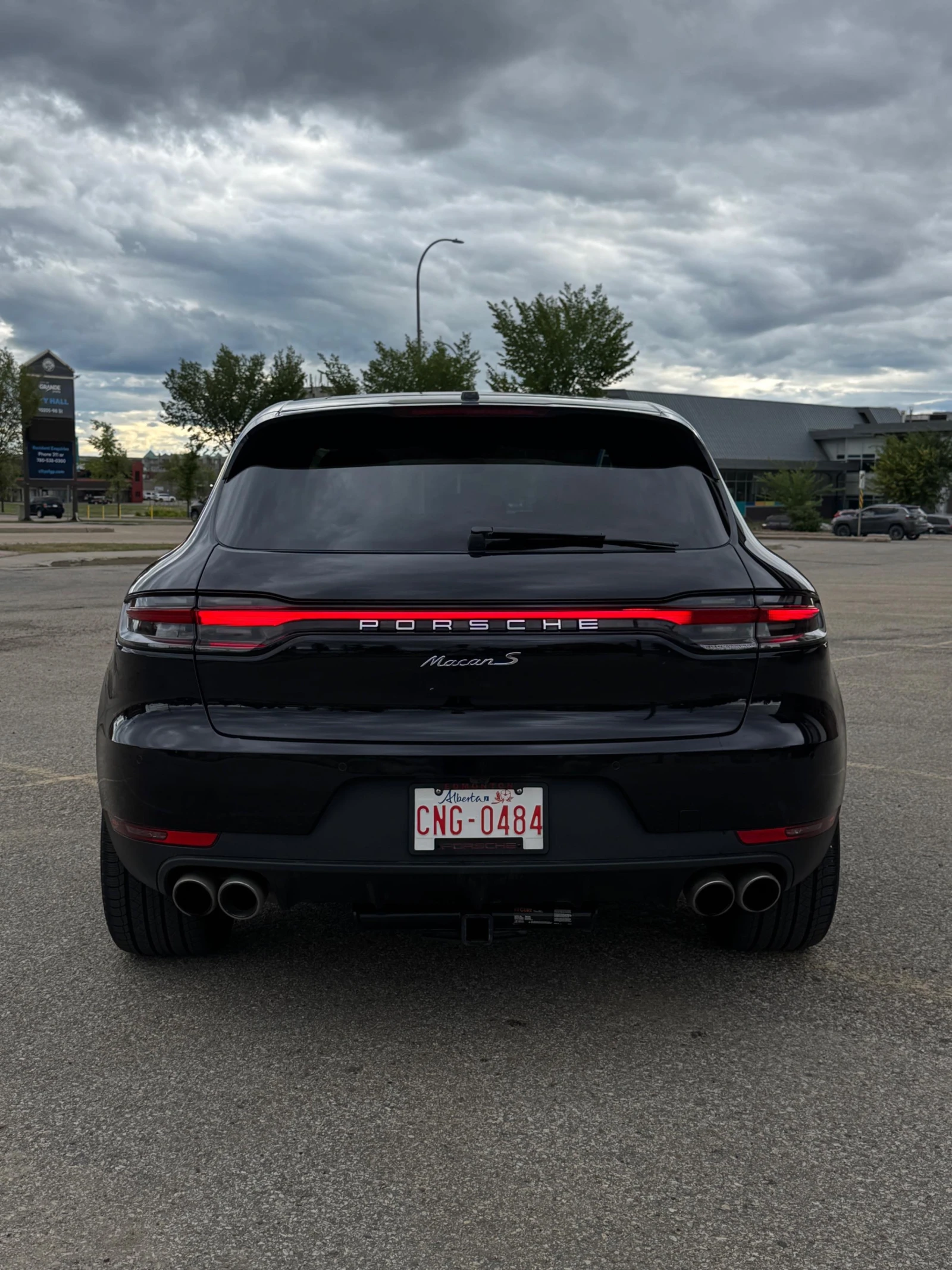 Porsche Macan S | CARFAX | АВТОФИНАНСИРАНЕ, снимка 5 - Автомобили и джипове - 56076157