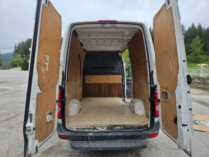 VW Crafter 2.0 Климатик, снимка 9 - Бусове и автобуси - 45730422