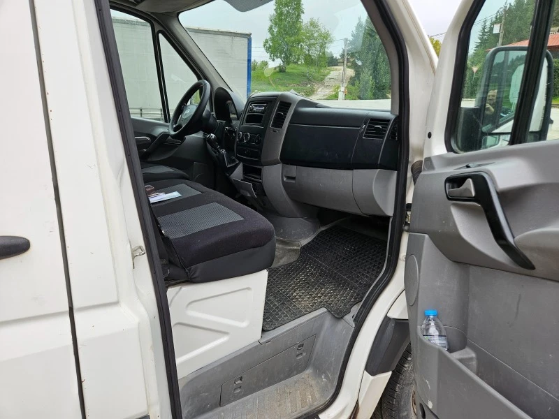 VW Crafter 2.0 Климатик, снимка 5 - Бусове и автобуси - 45730422