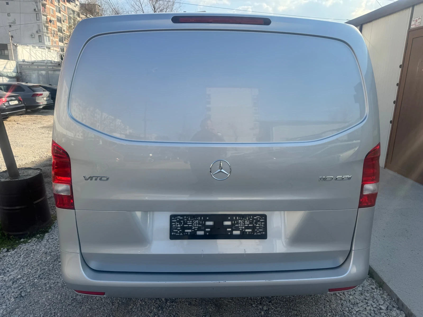 Mercedes-Benz Vito Feislift 2023!ТОП Състояние, снимка 8 - Бусове и автобуси - 53863653