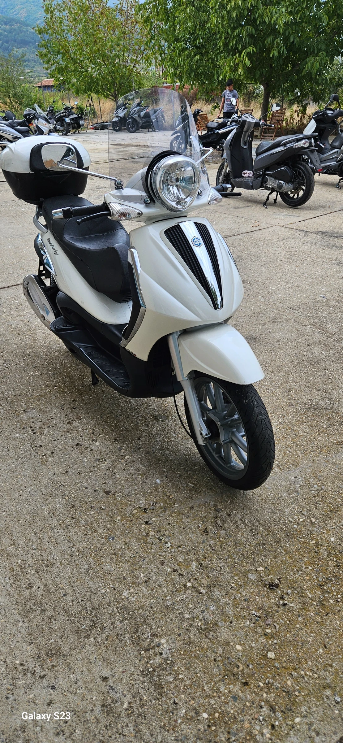 Piaggio Beverly Perfekten 300 cc - изображение 10