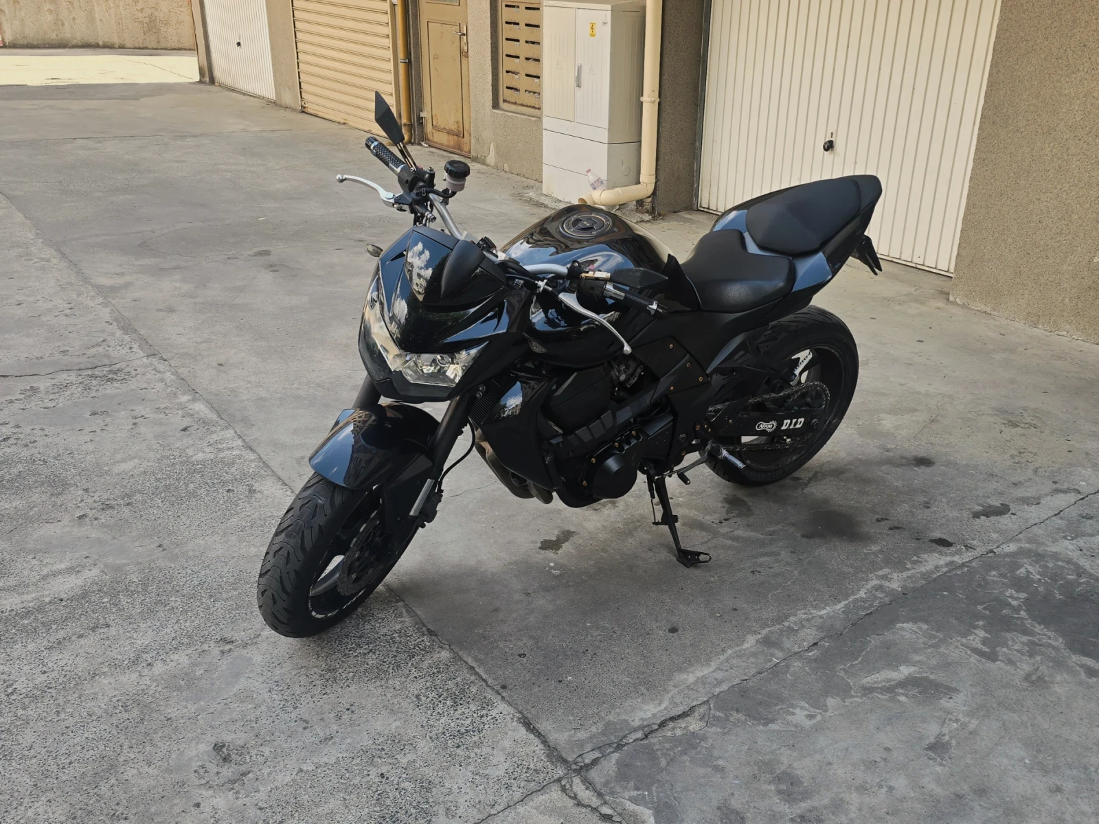 Kawasaki Z, снимка 2 - Мотоциклети и мототехника - 55671358
