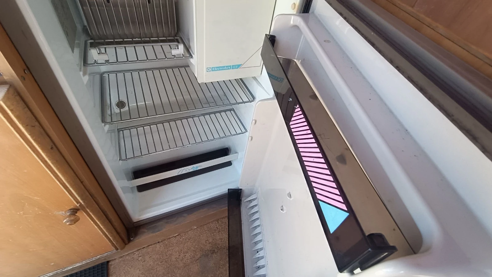 �������� Dethleffs 380 | Mobile.bg � ����������� 9