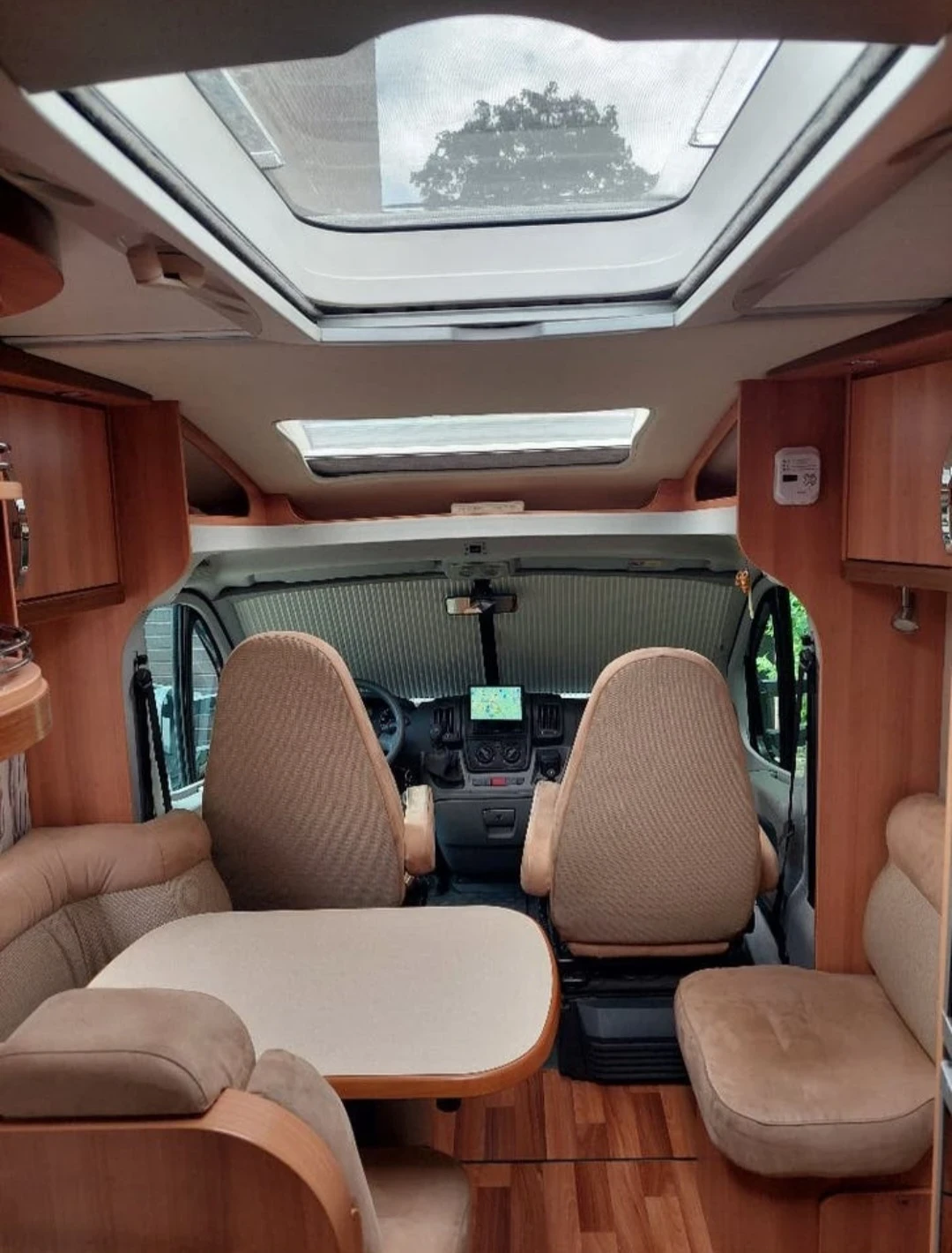 Кемпер HYMER / ERIBA Hymer Tramp 698 CL Exclusive Line, снимка 5 - Каравани и кемпери - 55153069