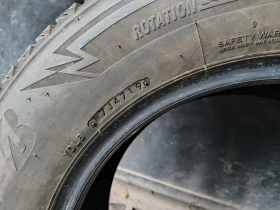 Гуми Зимни 235/65R17, снимка 6