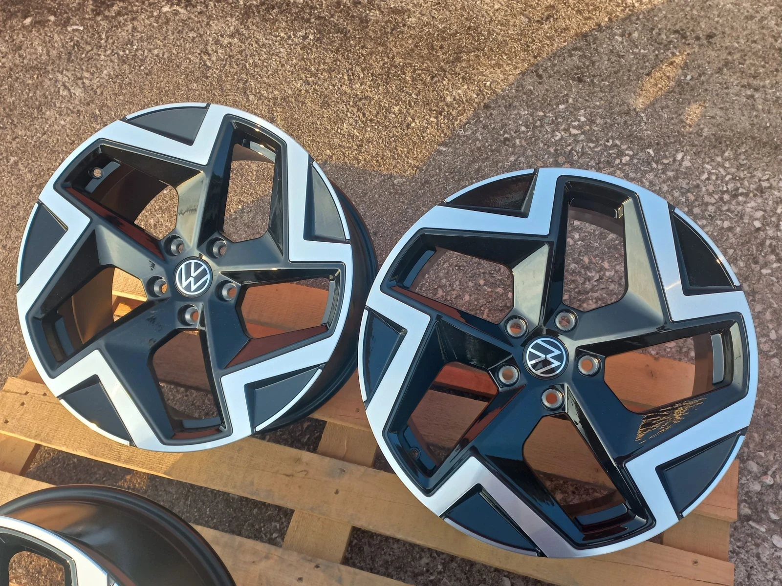 ������ �� VW | Mobile.bg � ����������� 6