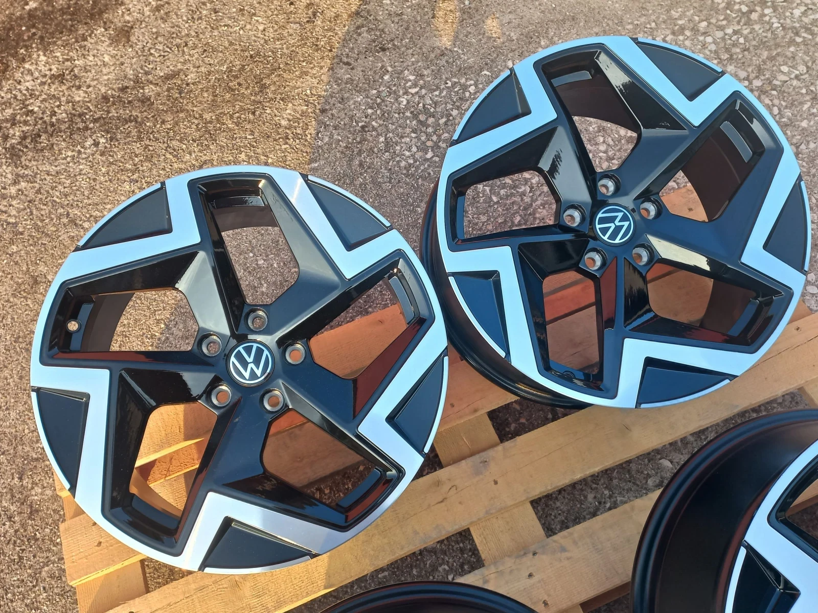 ������ �� VW | Mobile.bg � ����������� 7