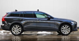 Volvo V60 Cross Country 2.0 D3 AWD AUT Panorama harman/kardon, снимка 3