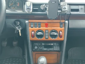 Mercedes-Benz 124 200TE, снимка 8