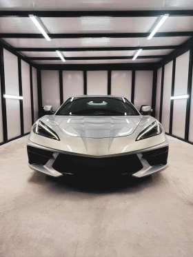 Chevrolet Corvette C8 1LT, снимка 1