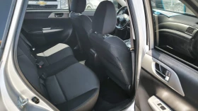 Subaru Impreza 2.0i automatic , снимка 10