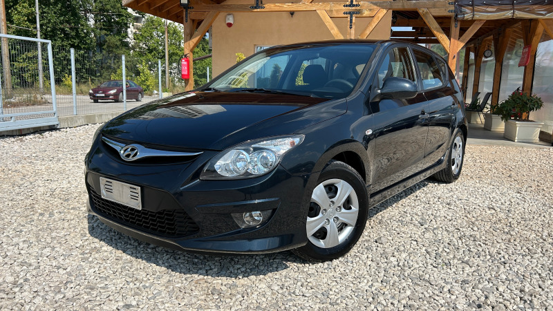 Hyundai I30 1.6CRDI-90к.с.-ИТАЛИЯ-EURO 5A, снимка 2 - Автомобили и джипове - 46633653