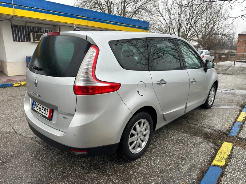 Renault Grand scenic 1.9dci 143х.км.ЧИСТО НОВ Сервиз Само Рено, снимка 4 - Автомобили и джипове - 49193898