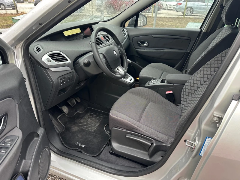 Renault Grand scenic 1.9dci 143х.км.ЧИСТО НОВ Сервиз Само Рено, снимка 8 - Автомобили и джипове - 49193898