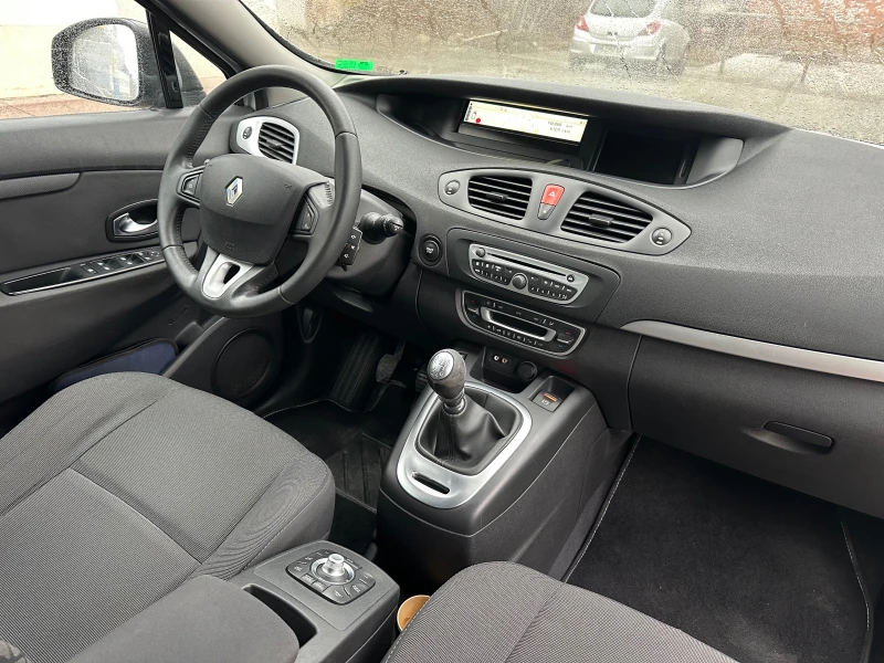 Renault Grand scenic 1.9dci 143х.км.ЧИСТО НОВ Сервиз Само Рено, снимка 13 - Автомобили и джипове - 49193898