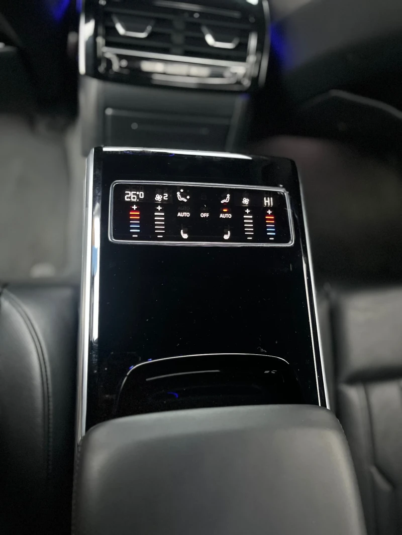 Audi A8 5.5TFSI, снимка 12 - Автомобили и джипове - 49350844