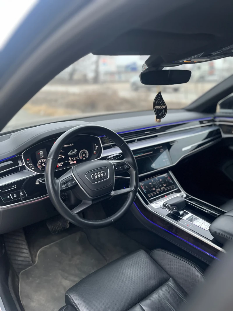 Audi A8 5.5TFSI, снимка 10 - Автомобили и джипове - 49350844