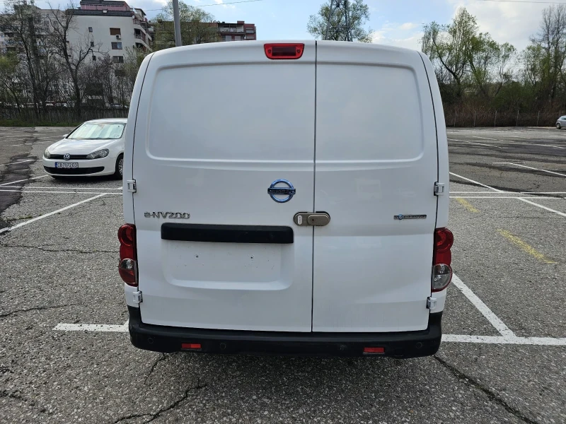 Nissan e-NV200 2018г. 36700км., снимка 8 - Автомобили и джипове - 52505473