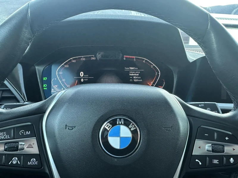 BMW 320 d 4x4, снимка 17 - Автомобили и джипове - 49878508