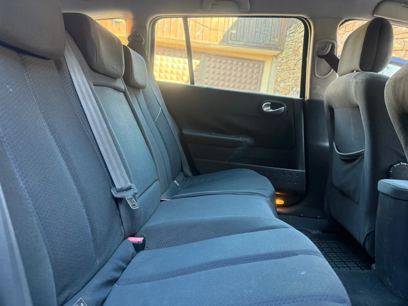 Renault Megane, снимка 11 - Автомобили и джипове - 52597904