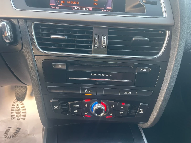 Audi A4 2.0TDI FACE NAVI ПОДГРЕВ LED BI-XENON, снимка 13 - Автомобили и джипове - 51351067
